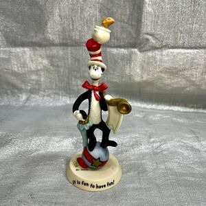 MINT Vintage 2000 Hallmark DR. SEUSS "HAT TRICKS"  Figurine 1E 8965
